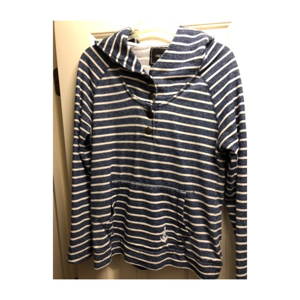 Obey Hooded Sweatshirt with front pocket size m